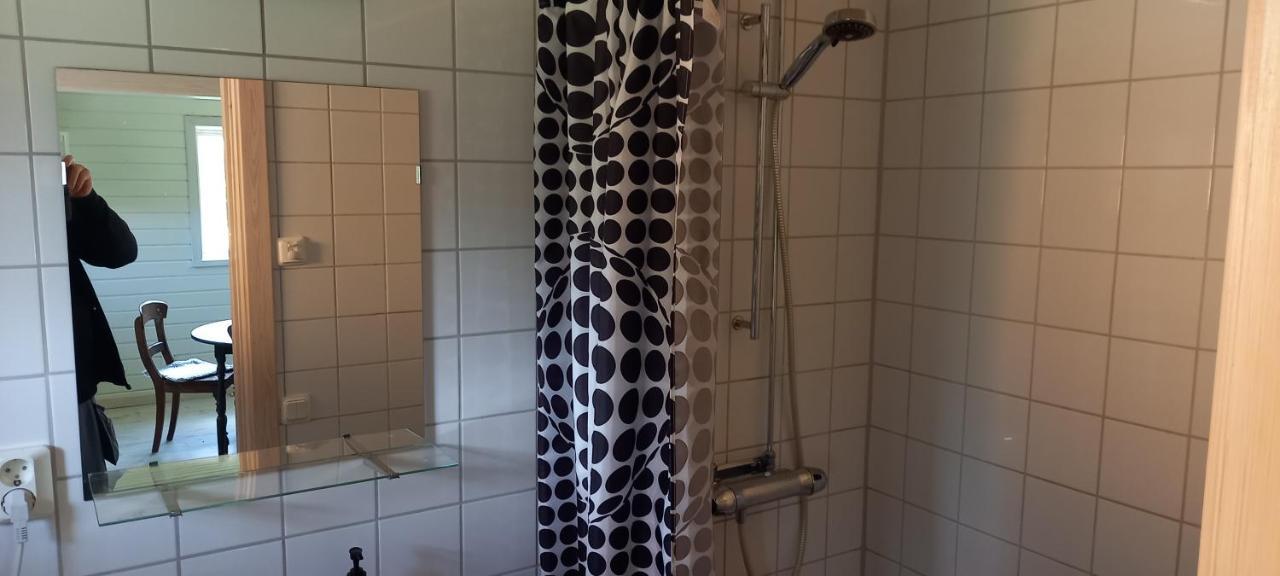 Vackert Belaegen Laegenhet I Gesunda Apartment Solleron Exterior foto